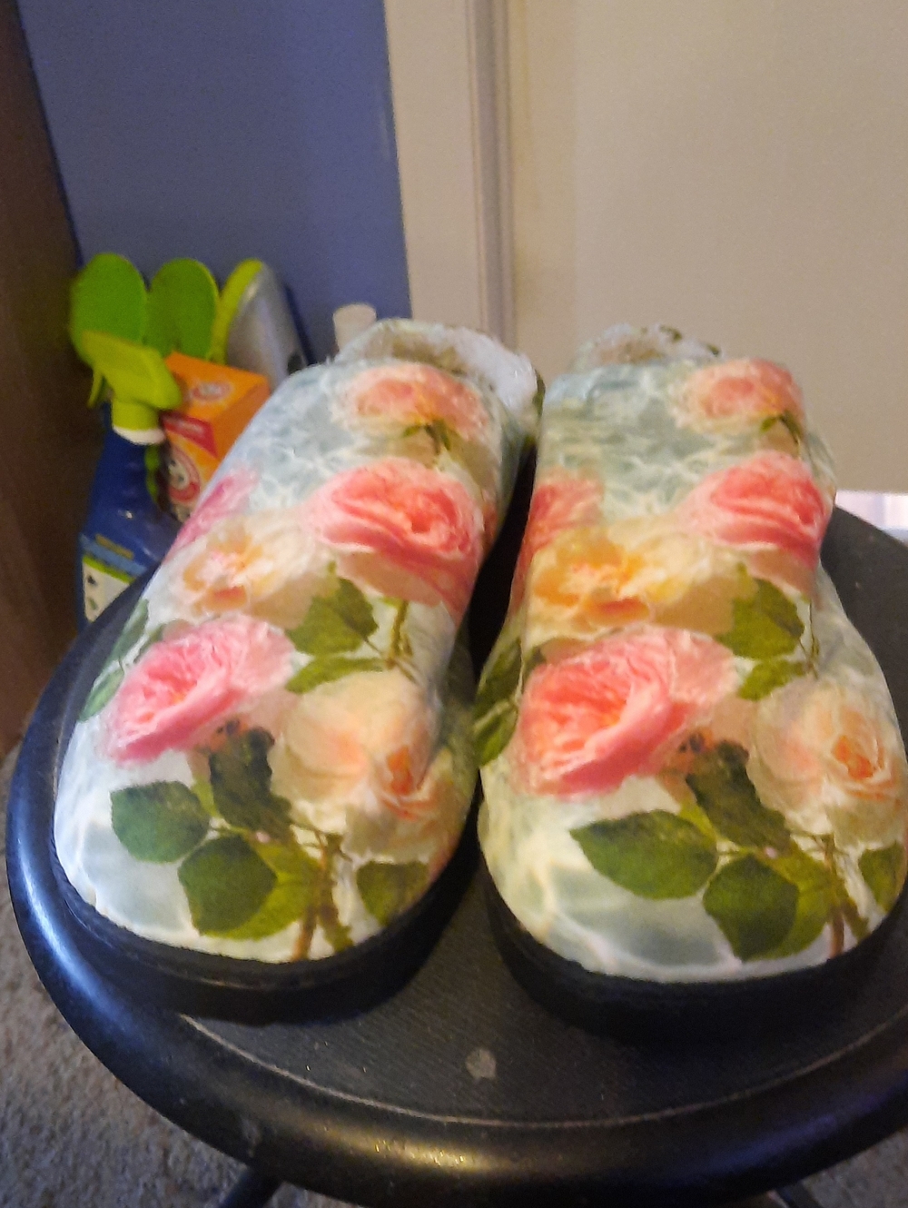 Plush Floral Slip-On Slippers for Women - Pink Rose